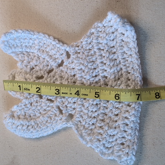Crocheted Angels 4 handmade white metallic yarn - Picture 5 of 8